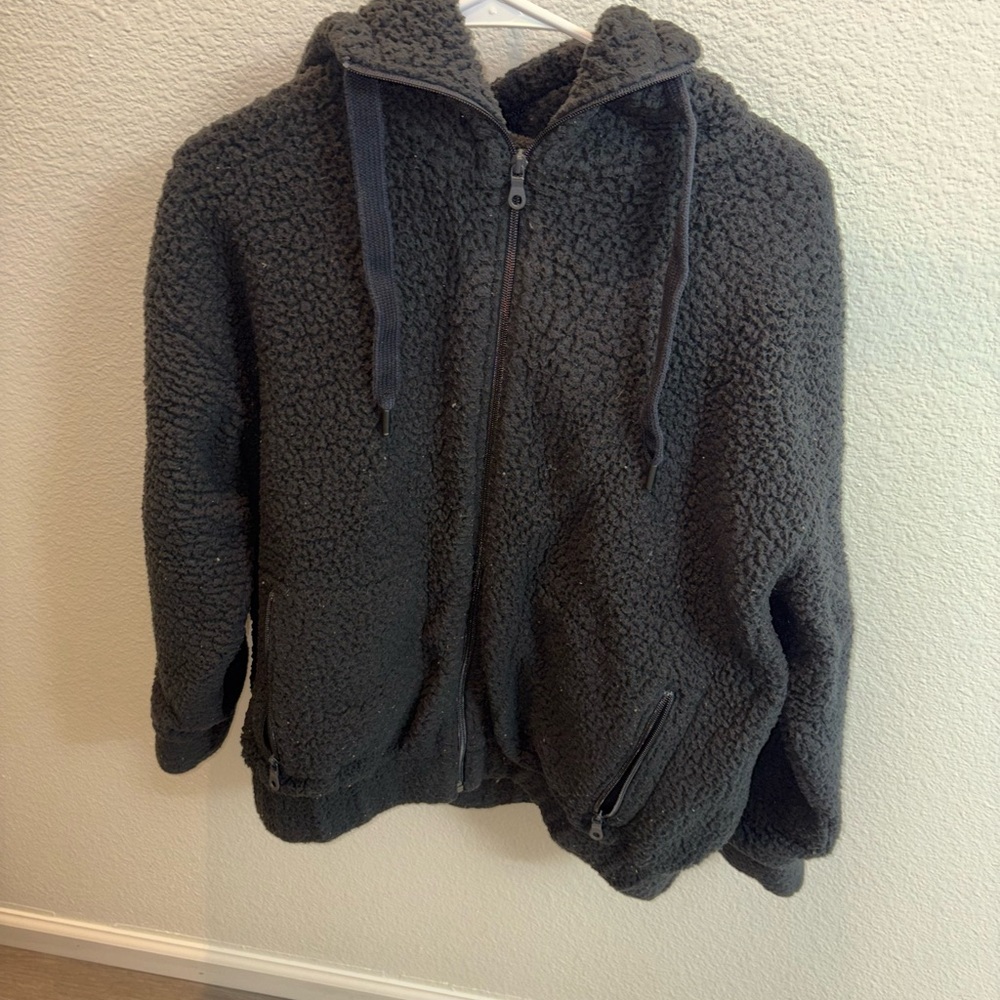 American Eagle Outfitters Black Sherpa Puffer Jacket